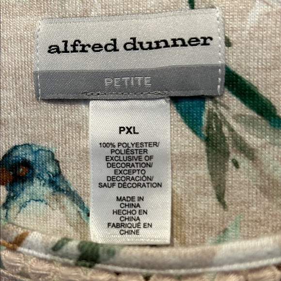 Alfred Dunner Floral Bird Print Women's Top - Cream and Green - Picture 2 of 6